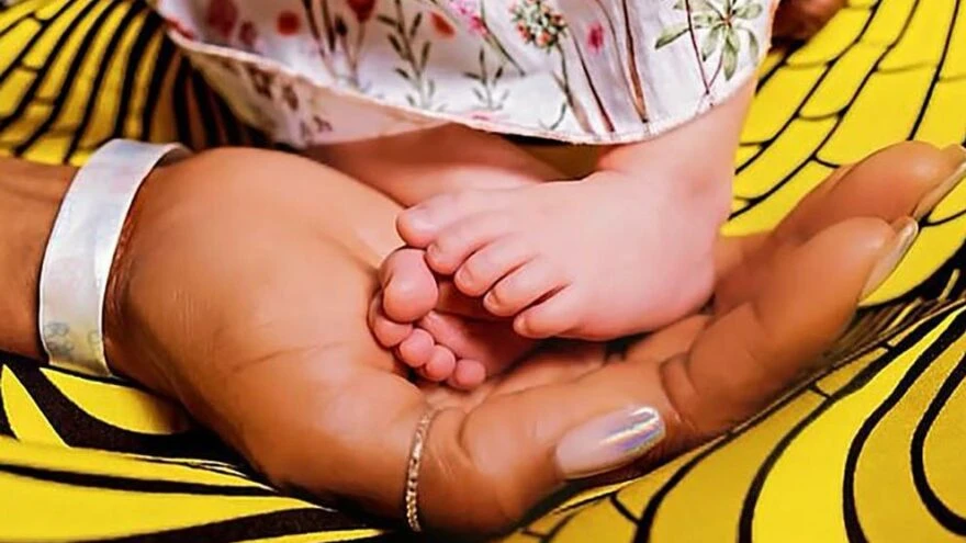 Naomi Campbell 50 yaşında anne oldu