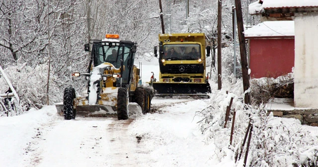 Yozgat'ta 339 köy yolları ulaşıma kapandı
