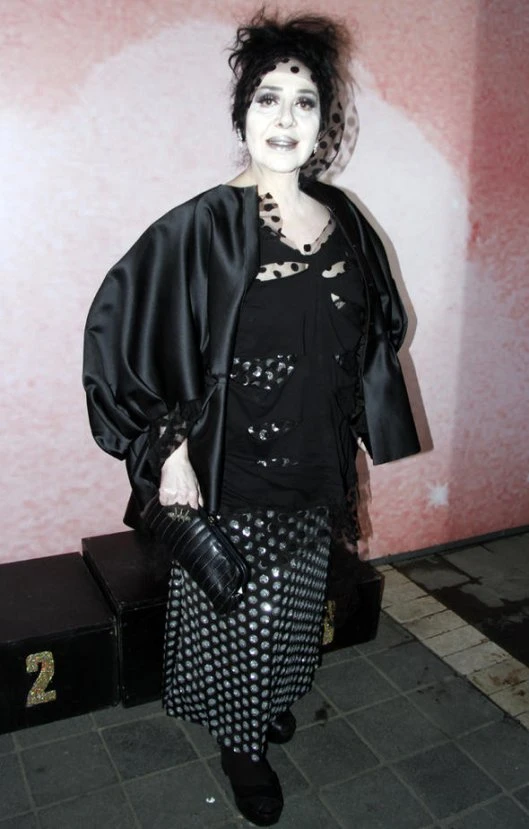 Fatih Ürek'in doğum gününe katılan Nur Yerlitaş son hali ile şaşırttı