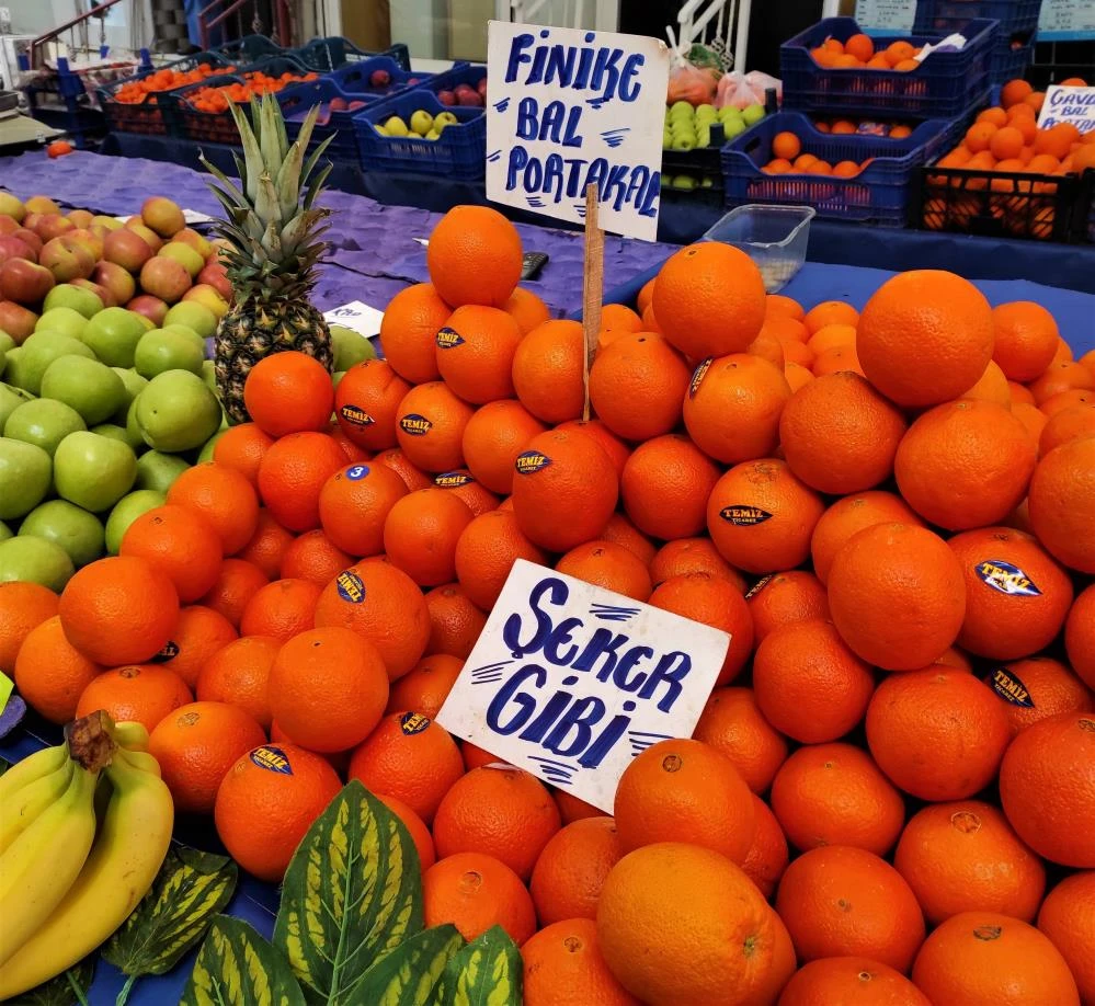 Soğuk havaların devam etmesi pazarda fiyatları artırdı