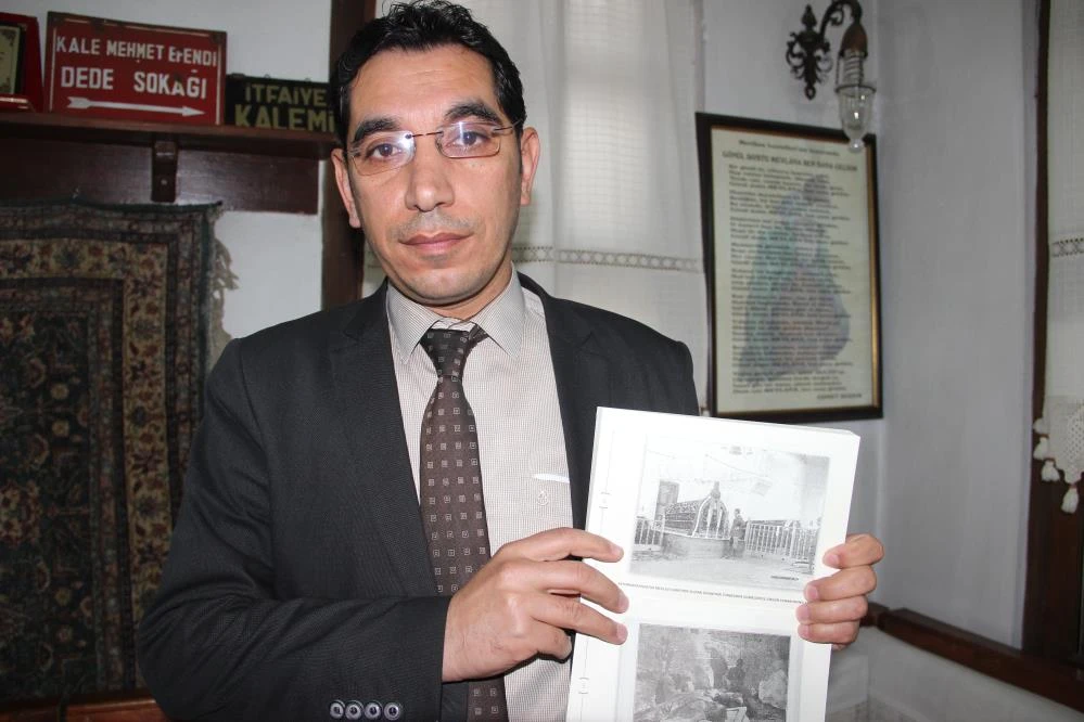 Prens Pihilip’in babası Afyon’daki türbeye çizmeleriyle girmiş