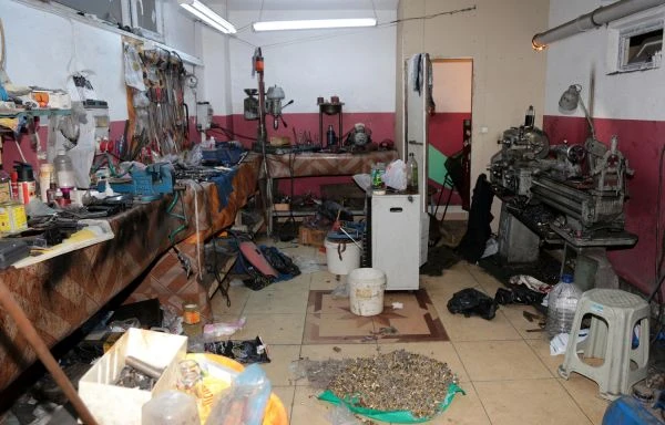 Pendik’te "ruhsatsız silah" operasyonu