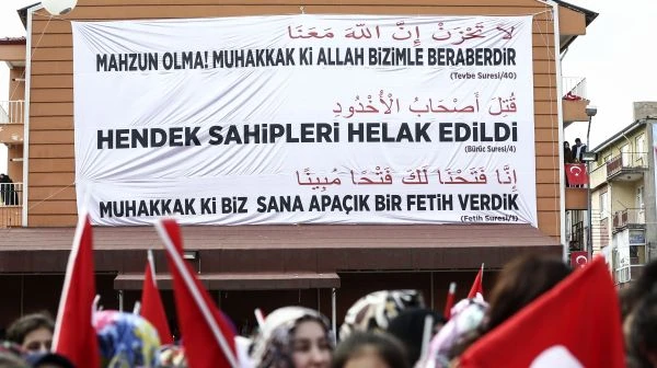 Erdoğan'ın dikkatini çeken pankart