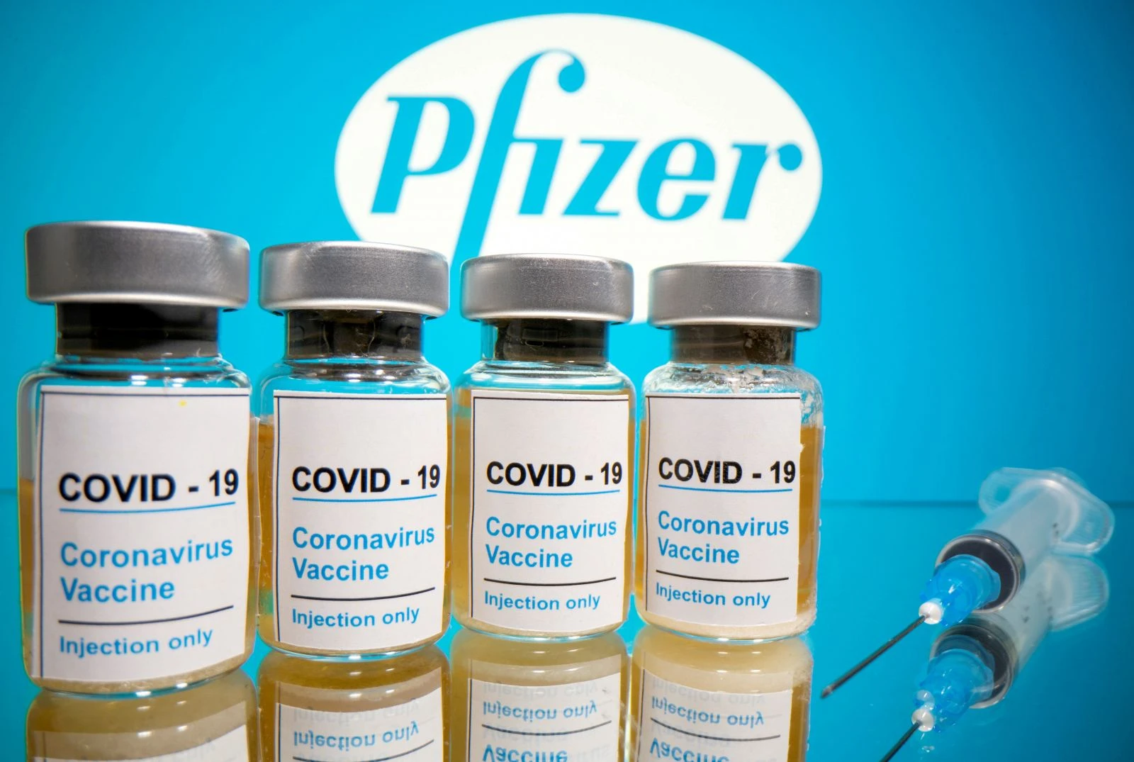 Pfizer'den hatırlatma dozu açıklaması: 4. doz aşıya gerek var mı? 4. Doz Omicron aşısı yaptırılmalı mı?