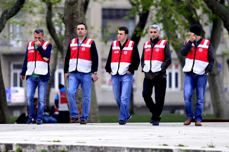 Rüyada Polis Görmek Ne Anlama Gelir?