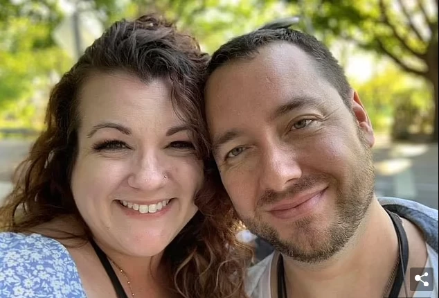 Hastalığı yüzünden bir sabah uyandığında 1990'larda olduğunu sandı