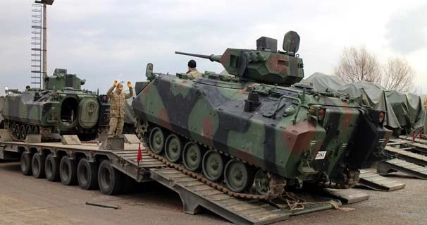 Suriye sınırına askeri sevkiyat