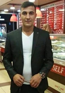 Odada asılan çamaşırlar yüzünden arkadaşını öldürdü