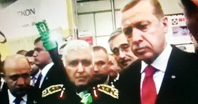 Hollywood filminde skandal görüntü