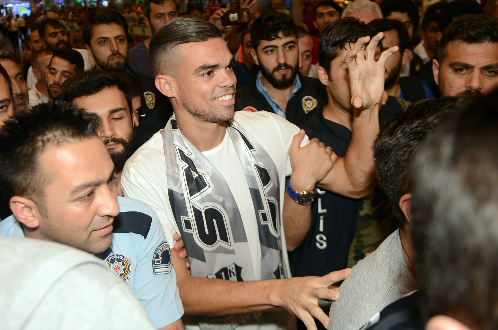 Beşiktaş'ın yeni yıldızı böyle karşılandı