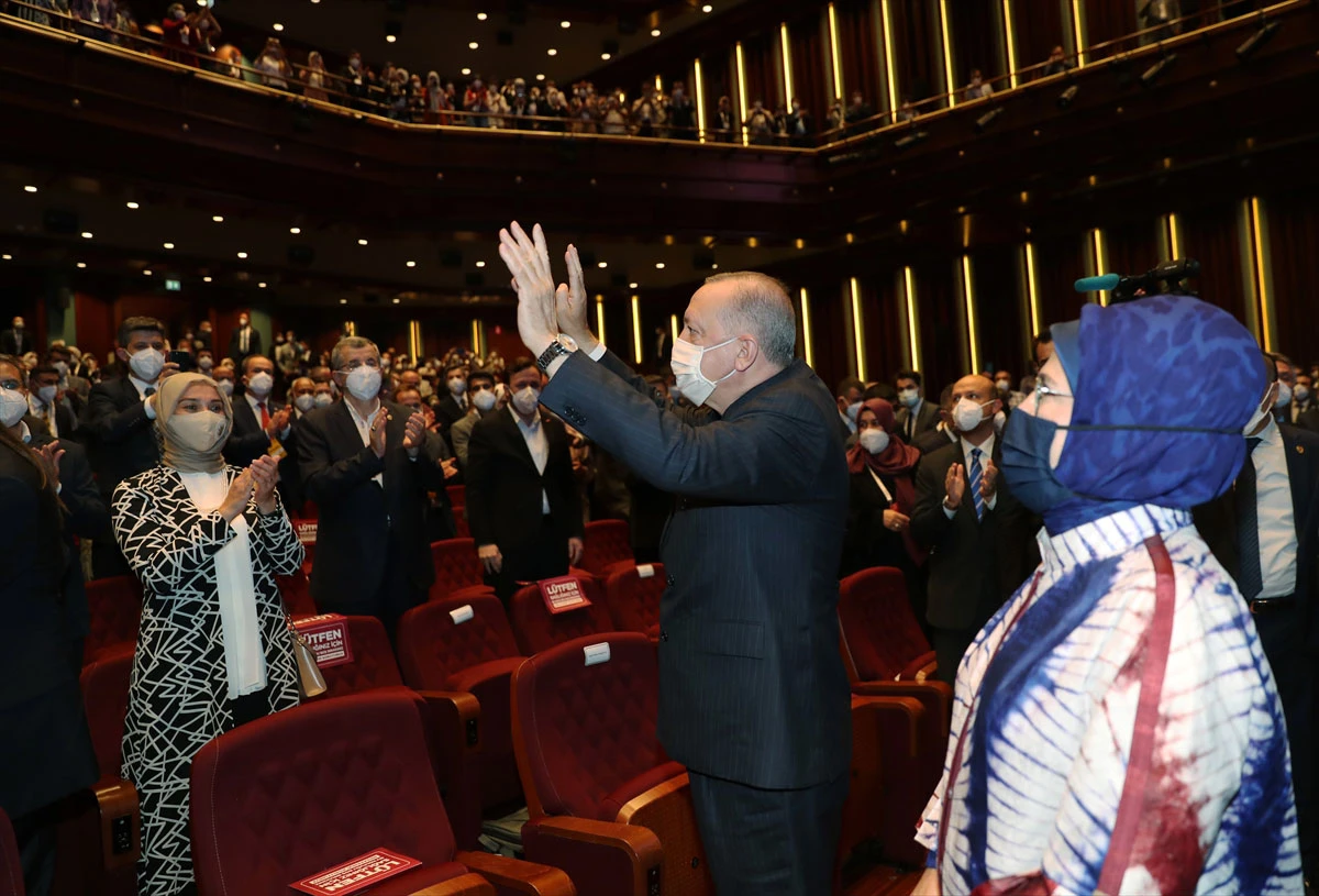 Cumhurbaşkanı Erdoğan: Yalan siyasetine gençlerimizi alet ediyorlar