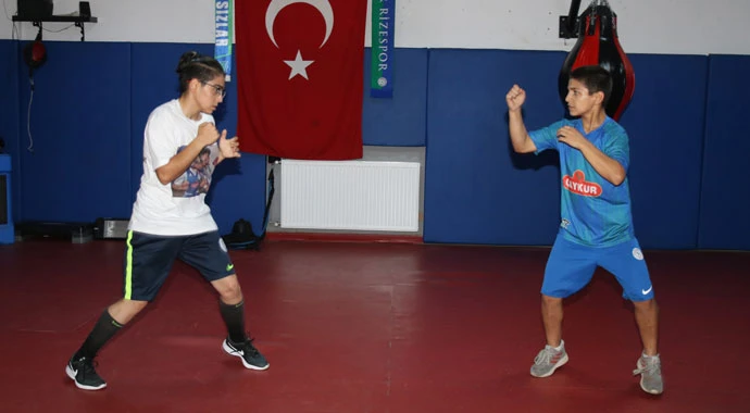 Sokakta keşfedildi, 2 altın 1 gümüş madalya kazandı