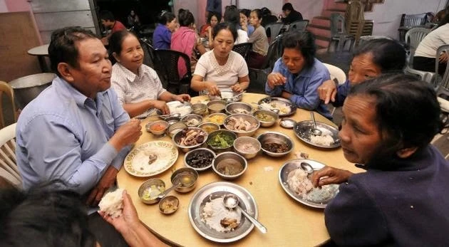 39 eşli 94 çocuklu marangoz