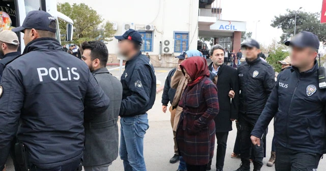 Fetö'nün kilit isimlerine operasyon: 11 gözaltı