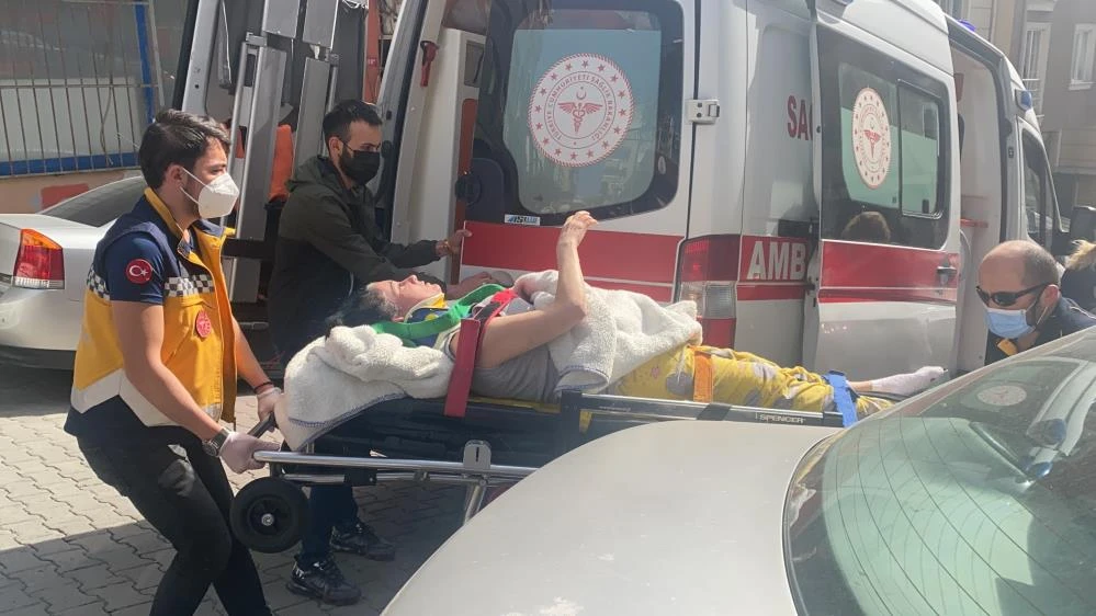 Kağıthane'de korku dolu anlar: İkinci kattan atladı