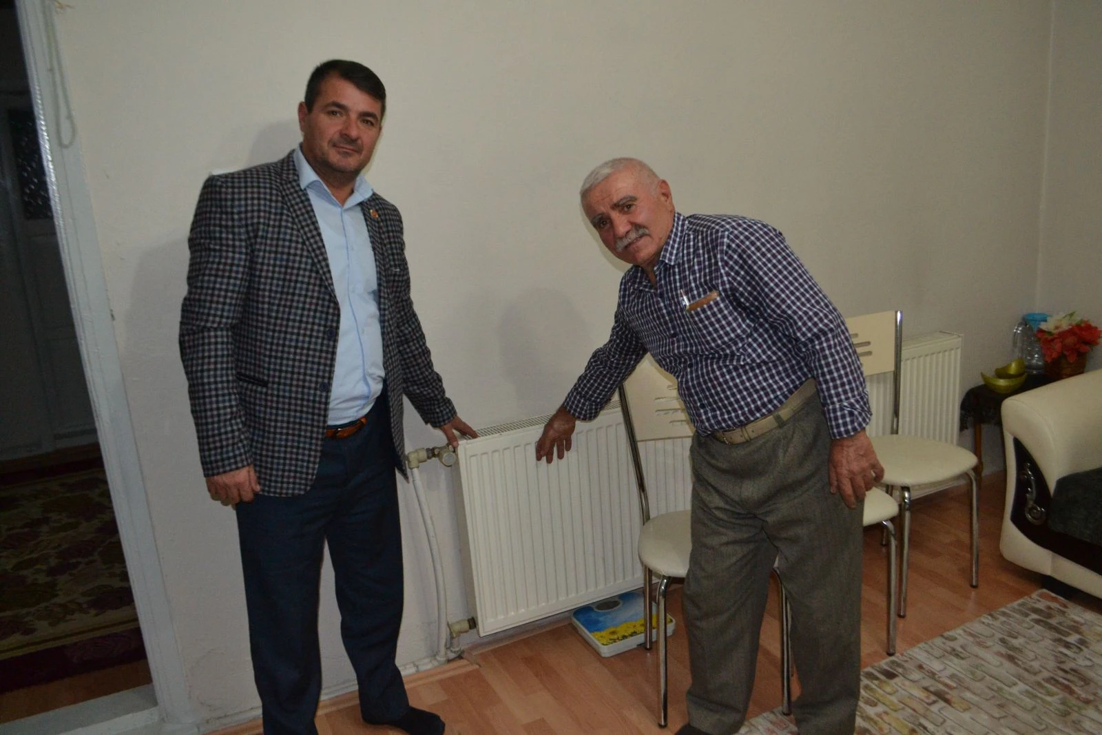 Emekli öğretmen sobayı kombiye çevirdi