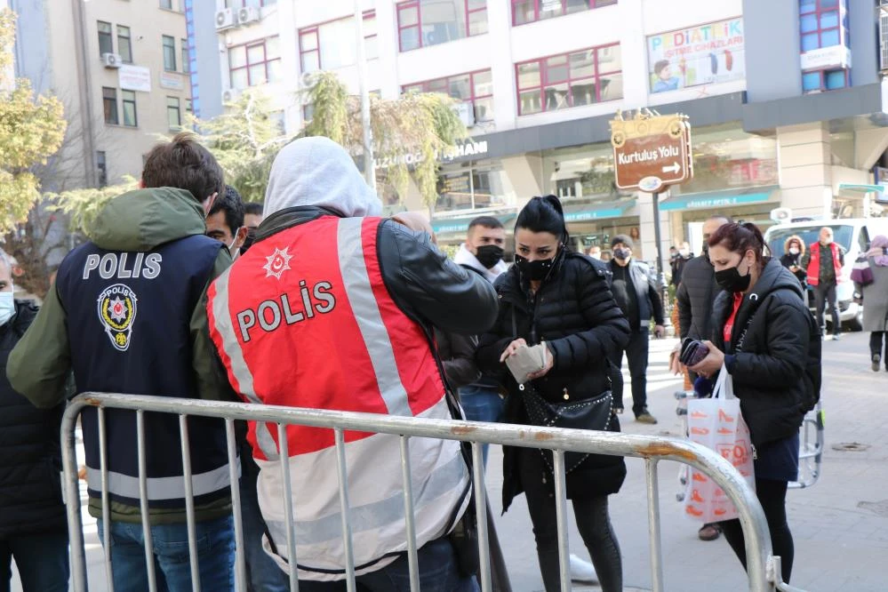 Vaka artışı yaşanan Samsun'da korona timi tekrar görevde