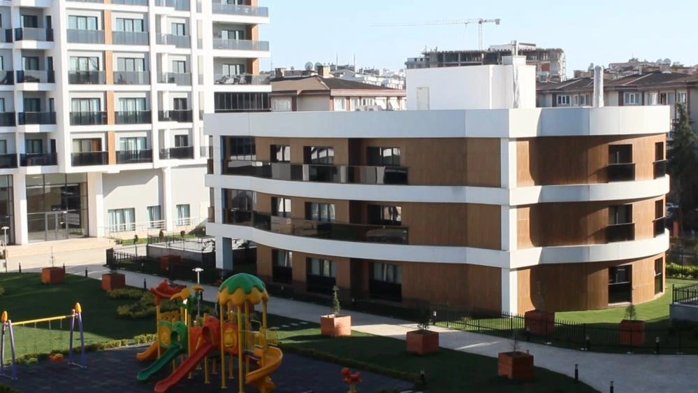 Lüks sitede asgari ücret cezasından sonra yeni skandal