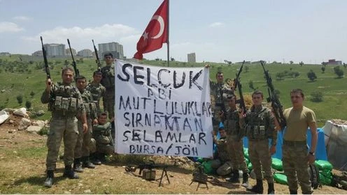 Sümeyye Erdoğan ve Selçuk Bayraktar'a bu mesajı gönderdiler