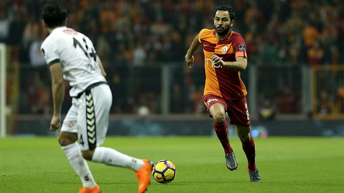 Türk futbolundan Selçuk İnan geçti