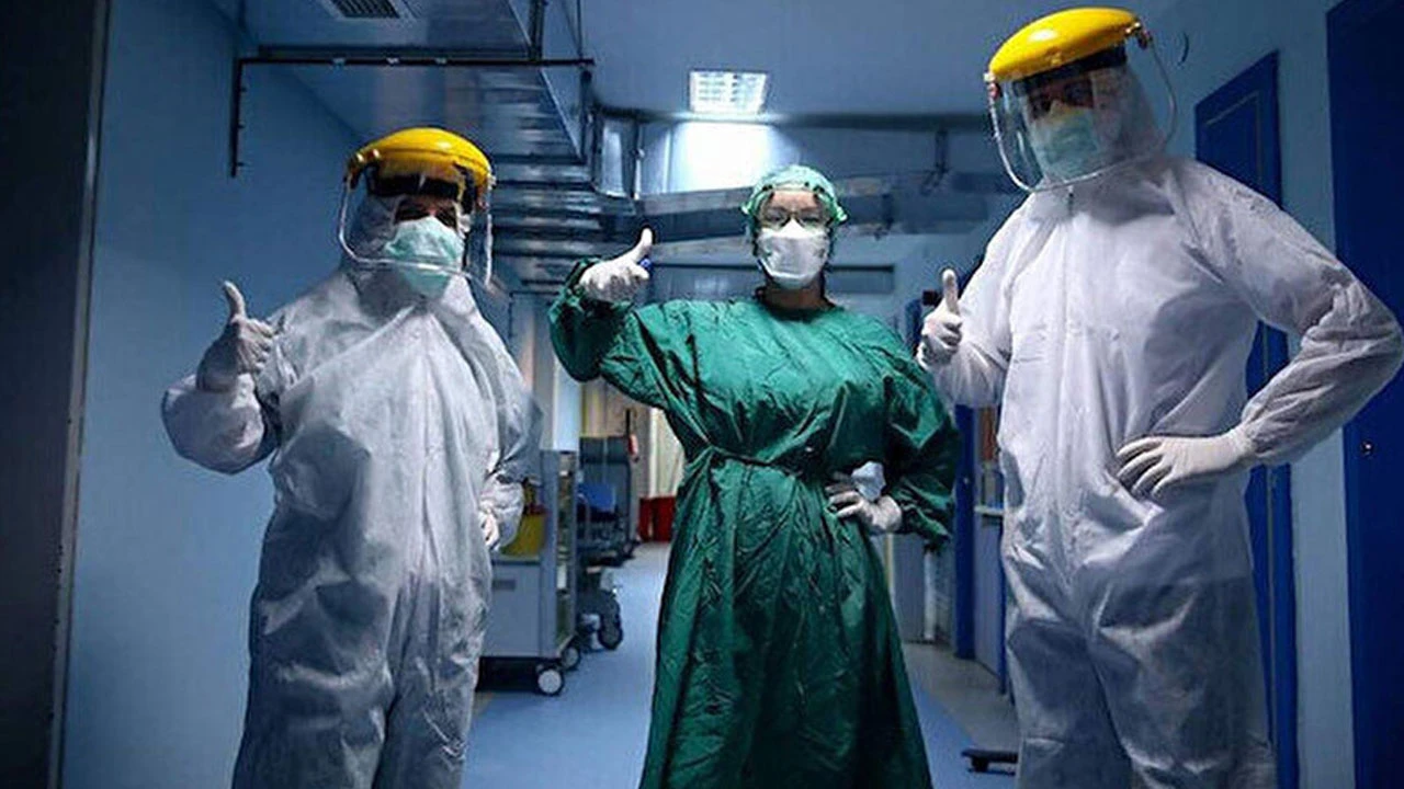 Sağlık çalışanlarına müjde: Ücretsiz toplu taşıma süresi uzadı