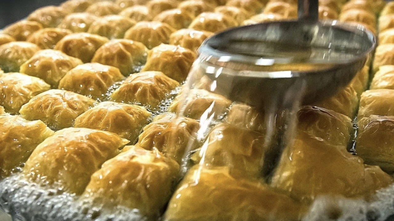 Vedat Milor’un ‘Baklava’ açıklaması ustaları kızdırdı