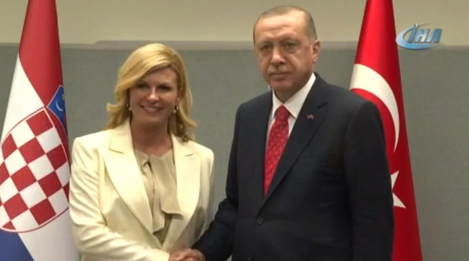 Cumhurbaşkanı Erdoğan kritik görüşmelerde bulundu