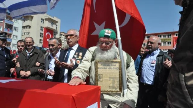 Şehit Komiser Yardımcısı Aktaş'ı, 15 bin Gümüşhaneli uğurladı