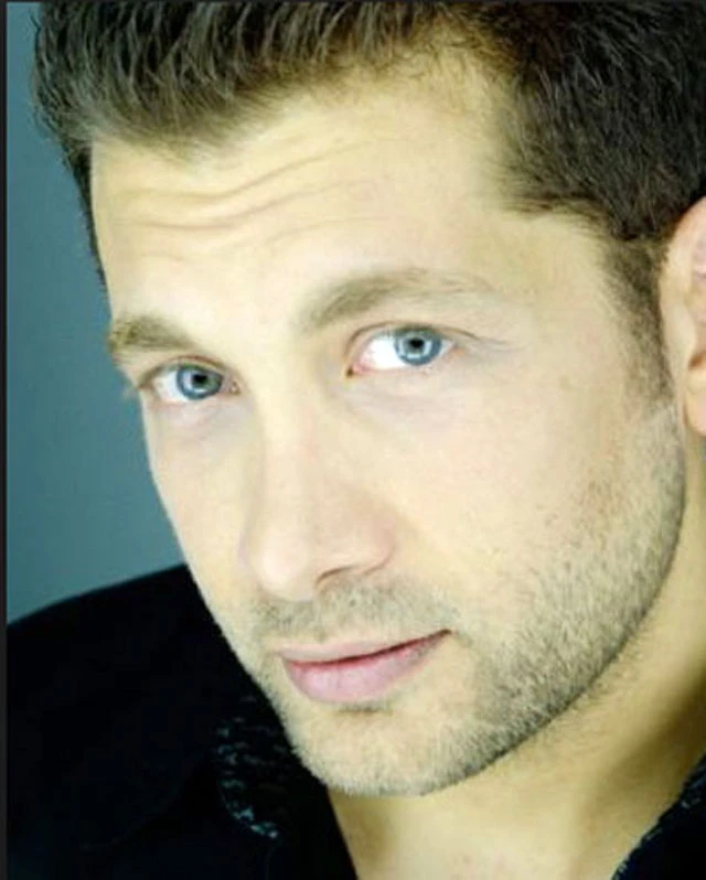 Ünlü manken Sertaç Boztepe hayatını kaybetti