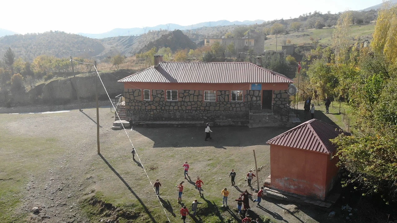 Elif öğretmenin eğitim aşkı