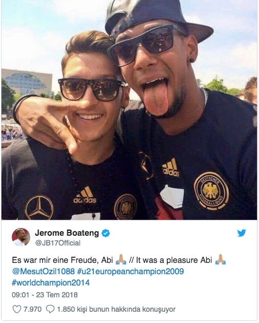 Dünyaca ünlü futbolculardan Mesut Özil'e destek