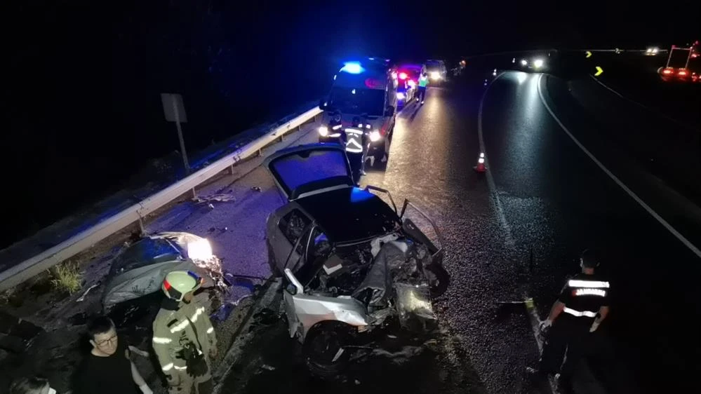 3 tonluk levha üzerine düştü, hayatını kaybetti