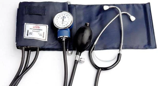 Tansiyon Neden Düşer Neden Yükselir? Tansiyon Düşüklüğü Yüksekliği Belirtileri