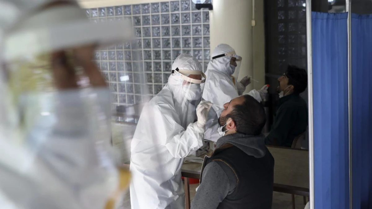 Prof. Dr. Ersan Şen PCR testi tartışmalarına son noktayı koydu! İşveren işçiyi işten çıkarabilir mi?