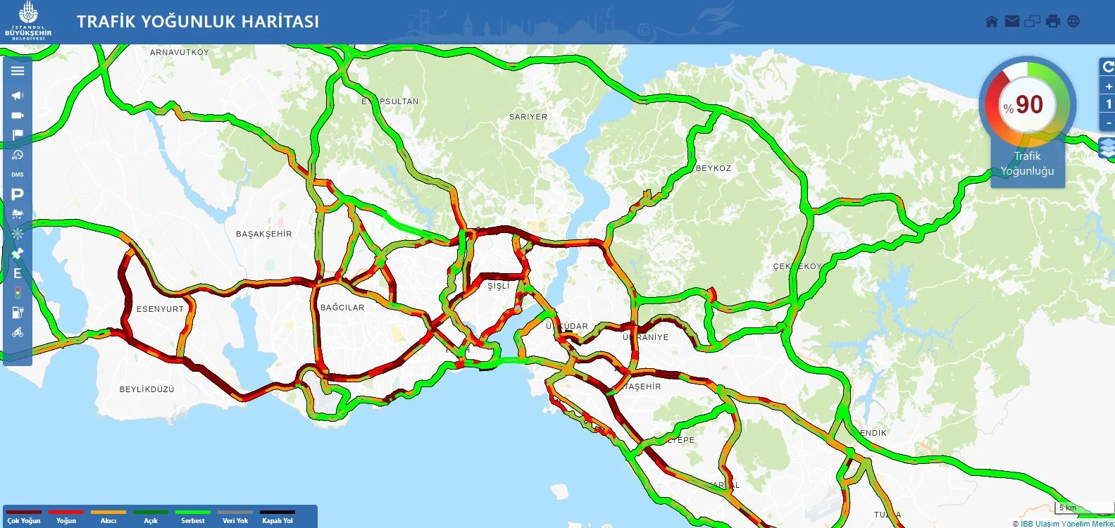 Kar yağdı, İstanbul'da yollar felç oldu! Trafik yoğunluğu yüzde 90'ı gördü