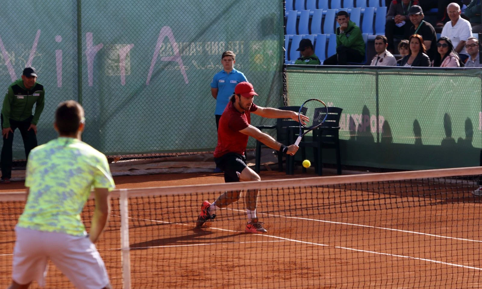 Tuna Altuna, İstanbul Oper'da çeyrek finalde
