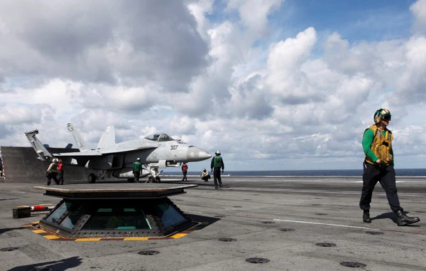 ABD, ünlü bombardıman uçağı B-1B Lancer'ı Seul semalarında uçurdu