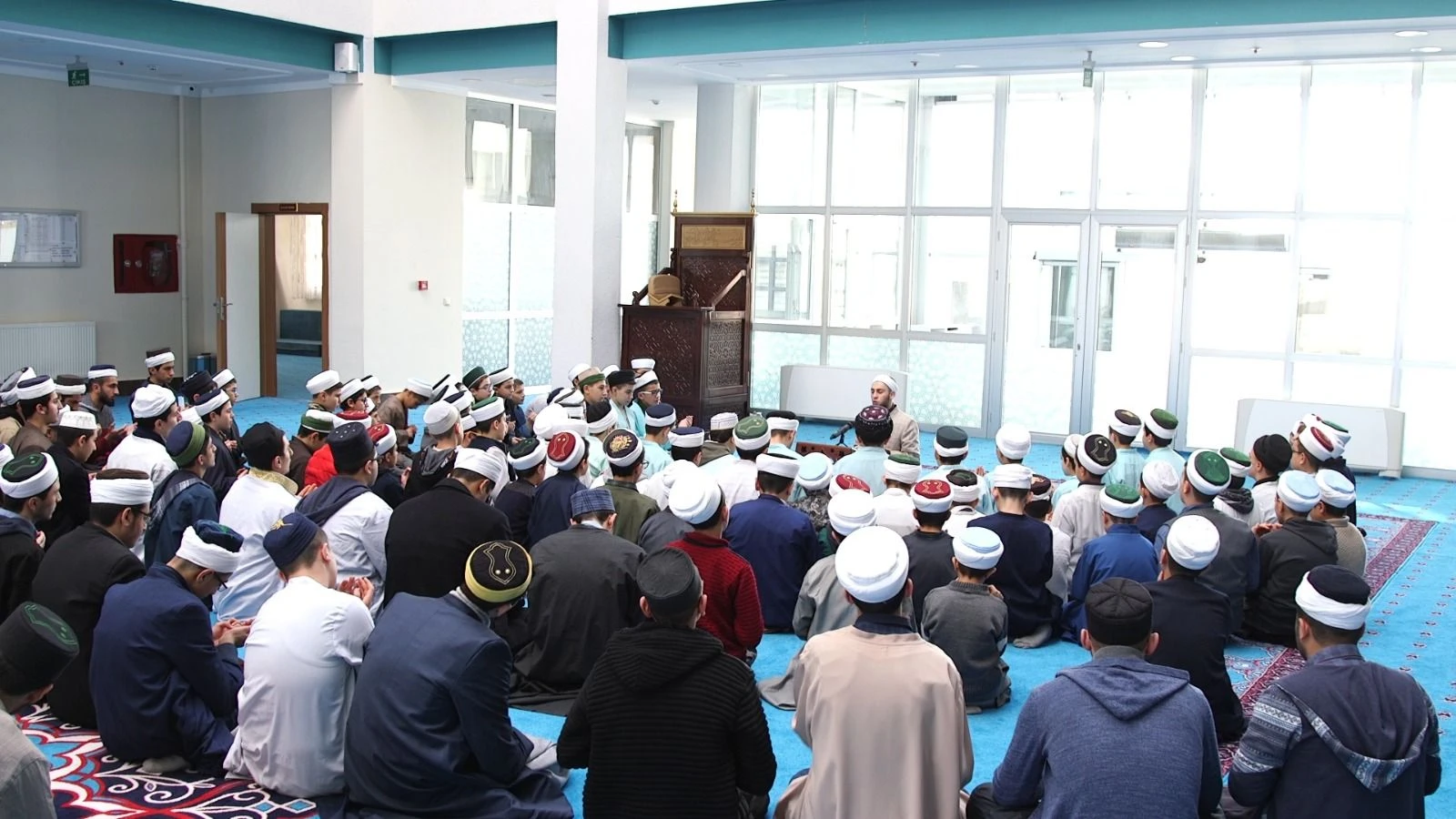 Vuslat Hafızlık öğrencilerinden Elazığ depremi için hatim ve dua