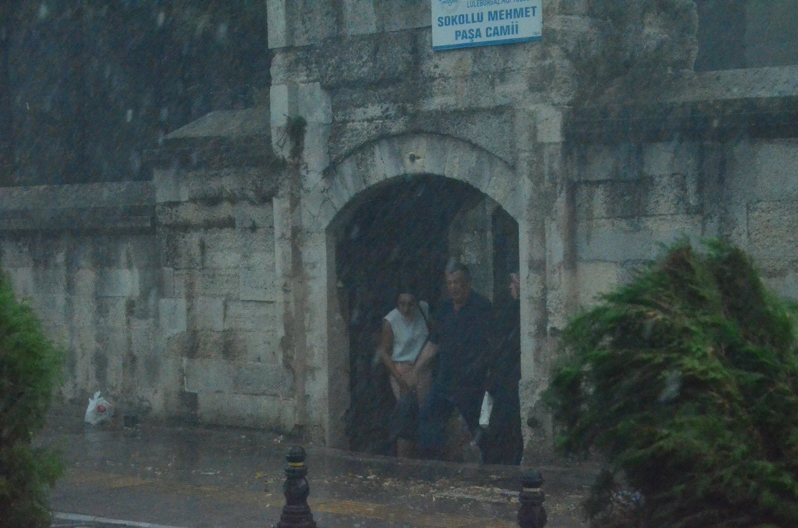 Kırklareli'de beklenen yağış şiddetli başladı! İstanbul'a doğru geliyor