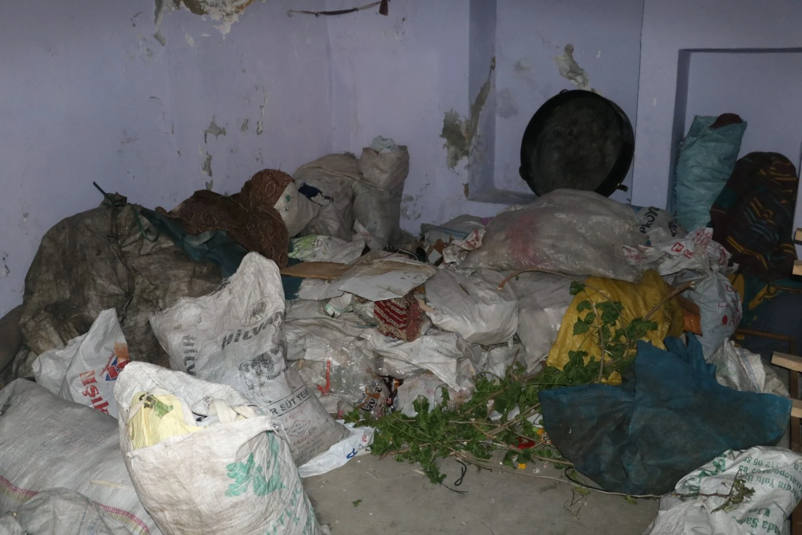 Yoksulluktan çocuklarını yurda verecekler