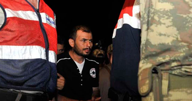 Suikastçi askerlerin gözaltı fotoğrafları ortaya çıktı