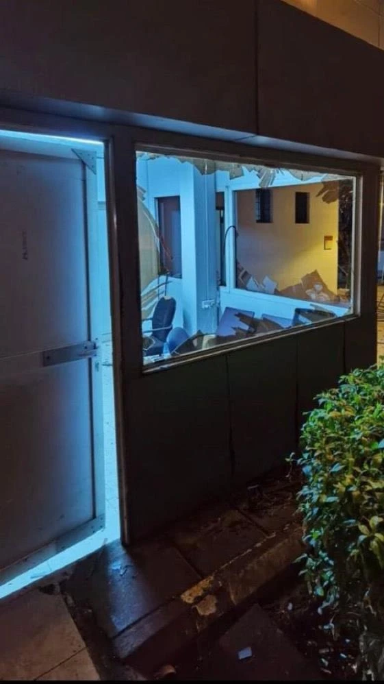 Husilerden Suudi Arabistan'daki Kral Abdullah Havalimanı'na İHA'lı saldırı