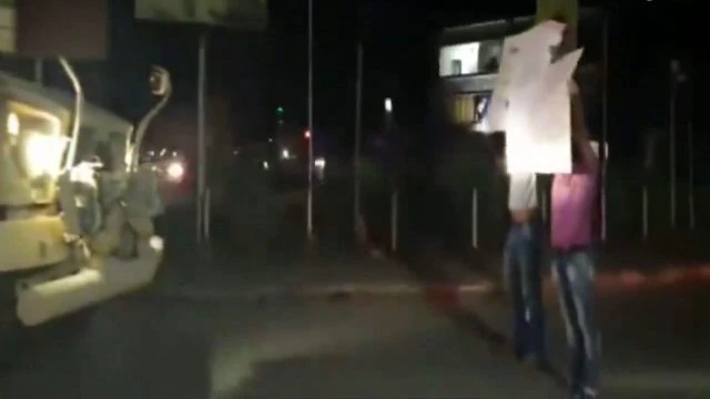 Köşeye sıkışan YPG'li teröristler ABD askerlerine yalvardı! 'Gitmeyin'