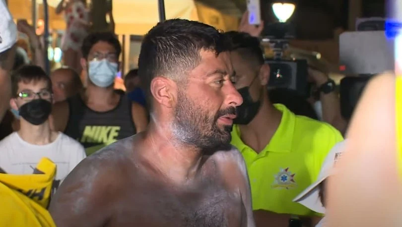 52 saat boyunca durmadan yüzdü