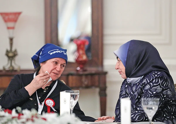 Başbakan Yıldırım: 17 öğrenciye 1 öğretmen