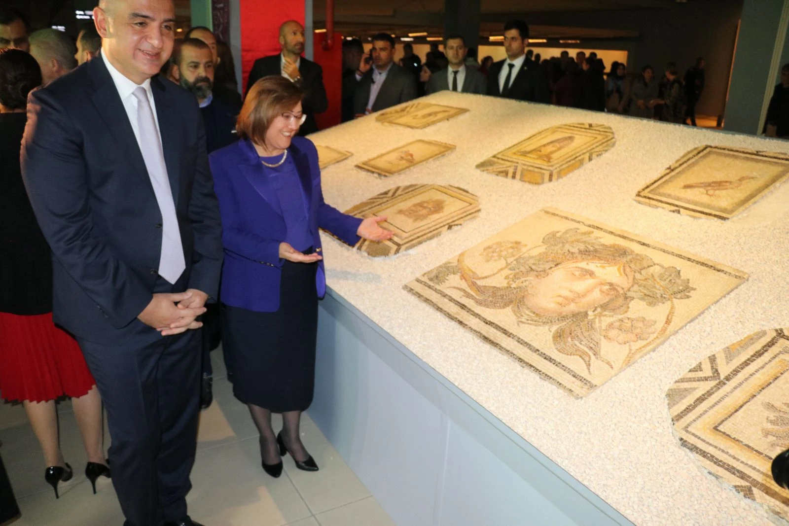 Çingene Kızı ailesiyle Gaziantep'te buluştu