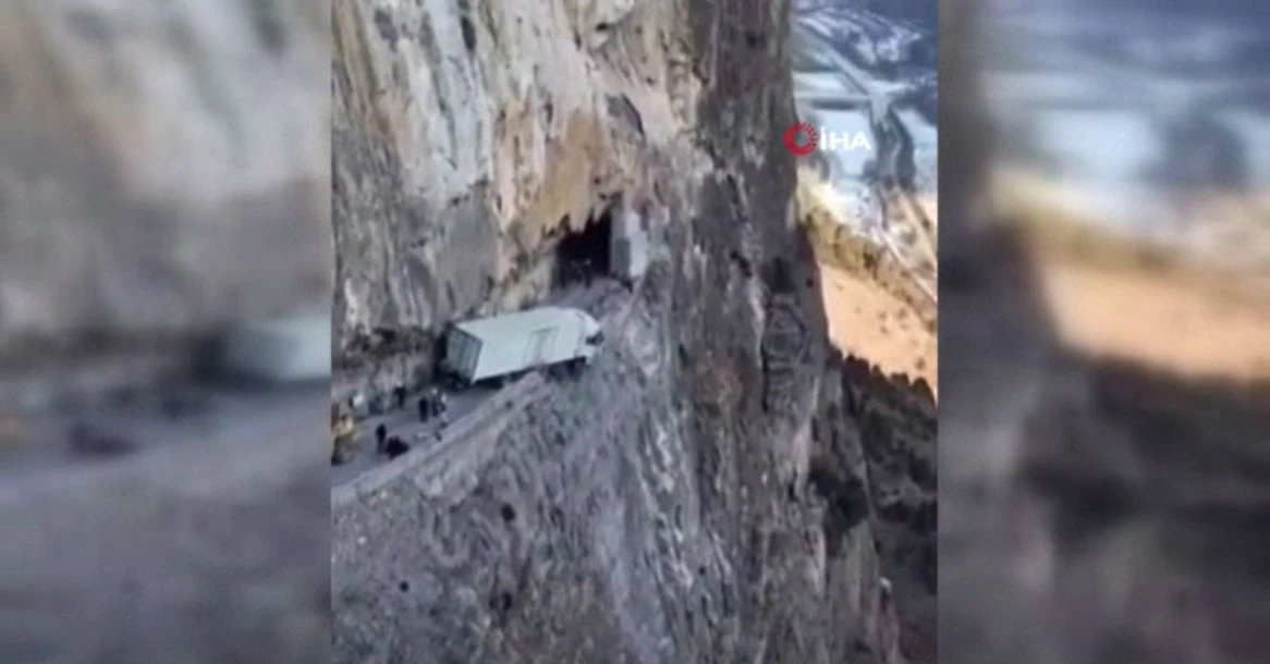 Navigasyon yüzünden ölümle burun buruna geldi! 3 gün asılı kaldı