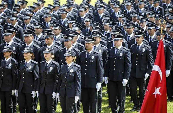 Polis Nasıl Olunur? Polis Olmanın Şartları Ve Polislik Süreci