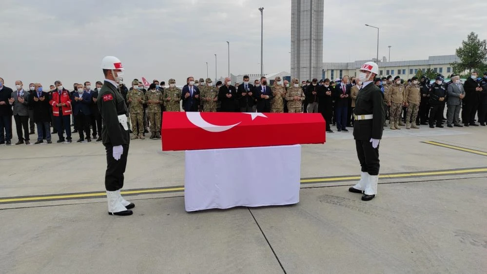 Şehit binbaşı memleketine uğurlandı