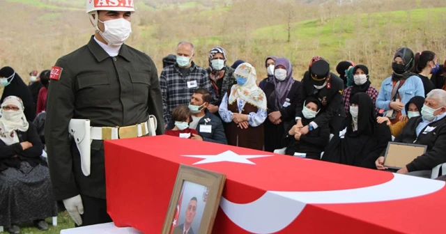 Şehit Uzman Onbaşı Hüsamettin Gökçe Amasya’da son yolculuğuna uğurlandı